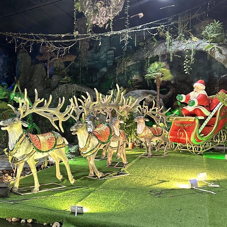 reindeer and sleigh christmas decoration reindeer and sleigh christmas decoration